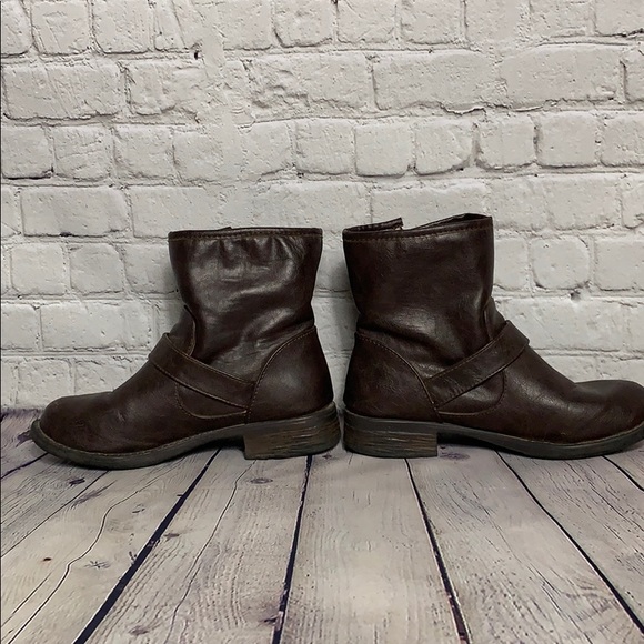 Leather zip up boots with buckle USA flag lining - Picture 3 of 5